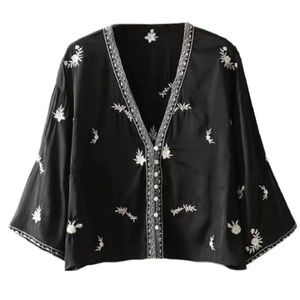 Goodnight Macaroon V-NECK embroidered M